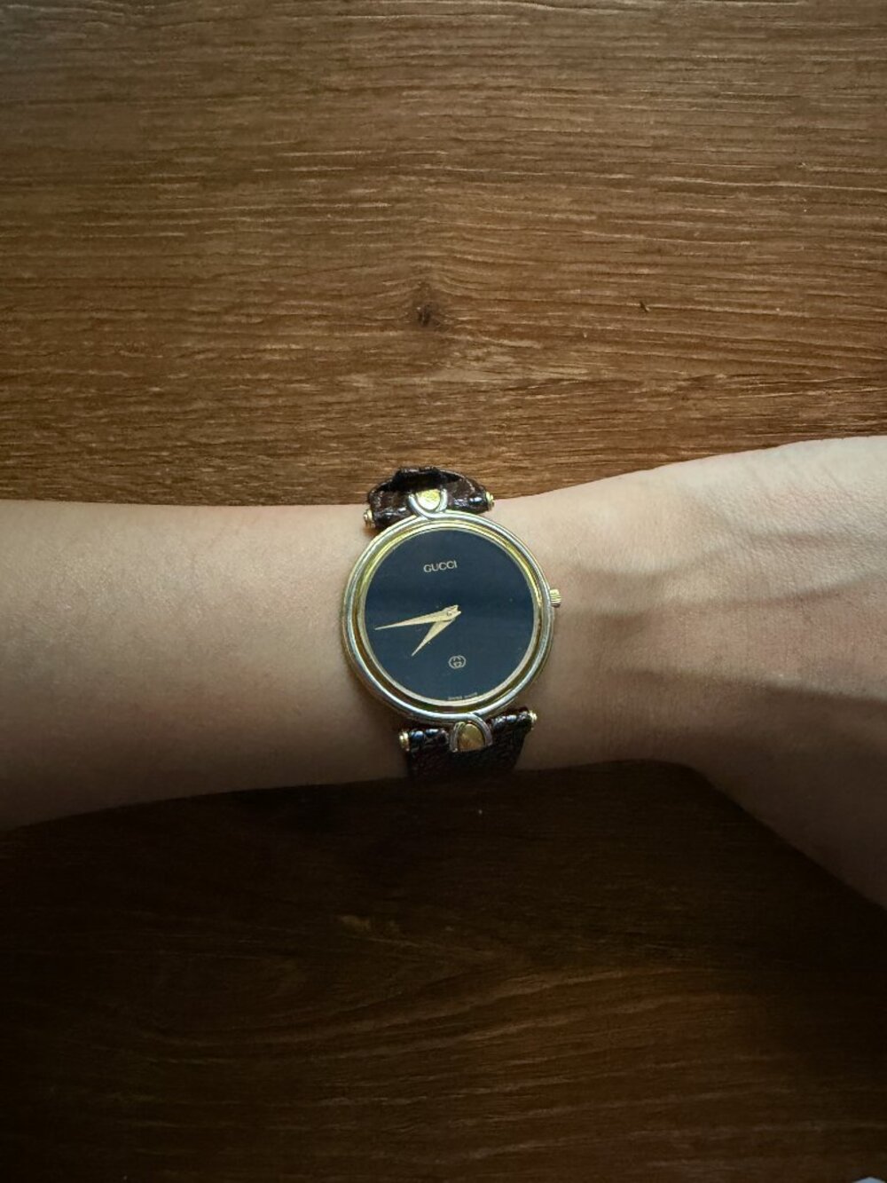 Vintage Gucci 4500M watch - Picture 5 of 5